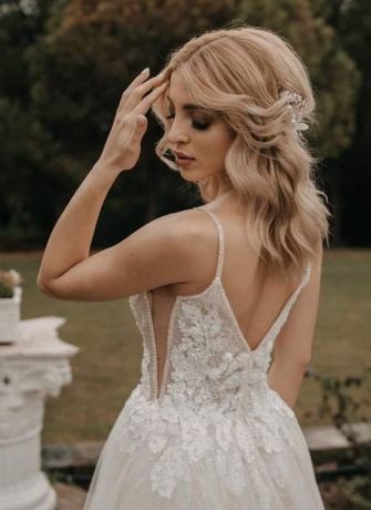 Make-up & Hair Artist Elvira, Νυφικο Μακιγιάζ - Νύχια & Χτενίσματα Make-up & Hair Artist Elvira, Νυφικο Μακιγιάζ - Νύχια & Χτενίσματα