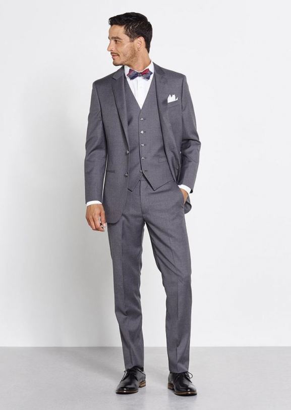Grooms Wear , Men’s Suits