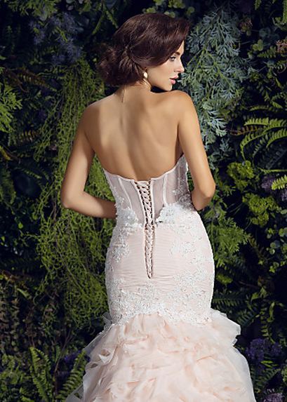code 20068, Wedding dresses