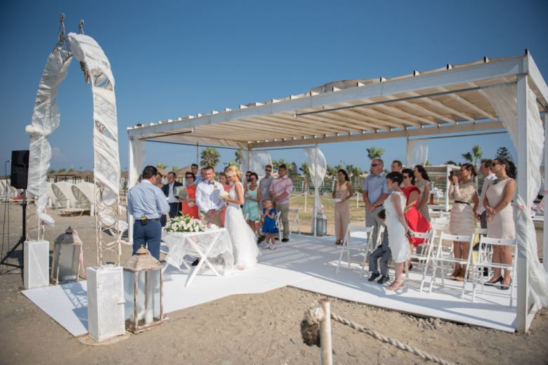 Greta and Martynas, Πραγματικοί γάμοι