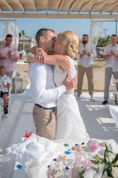 Greta and Martynas, Πραγματικοί γάμοι